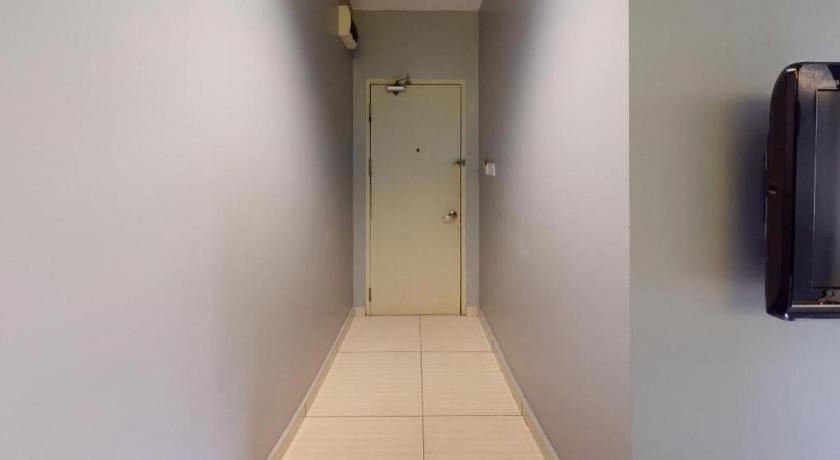 Hii-5 Hotel Kota Kinabalu Bagian luar foto